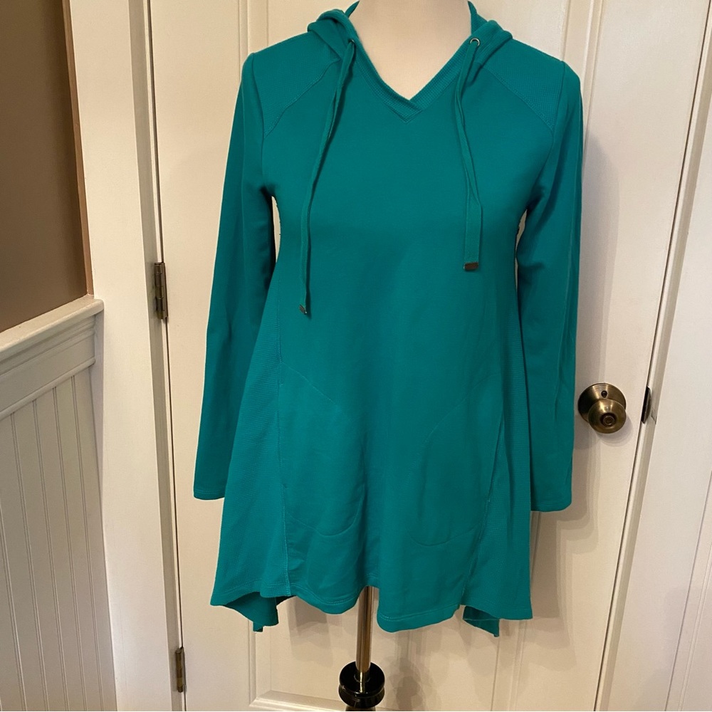 LOGO LORI GOLDSTEIN TOP HOODIE BLUE GREEN TEAL LONG SLEEVE POCKETS ZOEY SIZE XXS